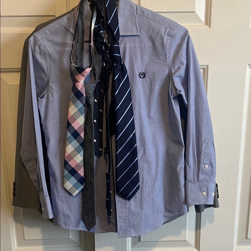Ralph Lauren Blue Dress Shirt with Embroidered Logo- set of 4 neckties